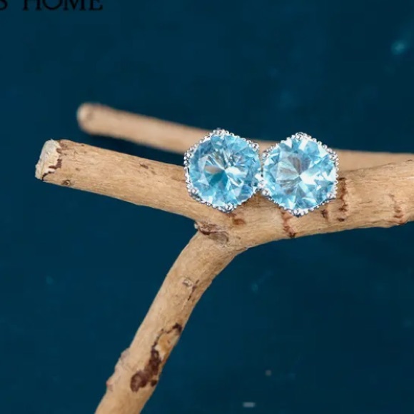 - Aquamarine & 18k White Gold Vermeil Earrings - Picture 1 of 5